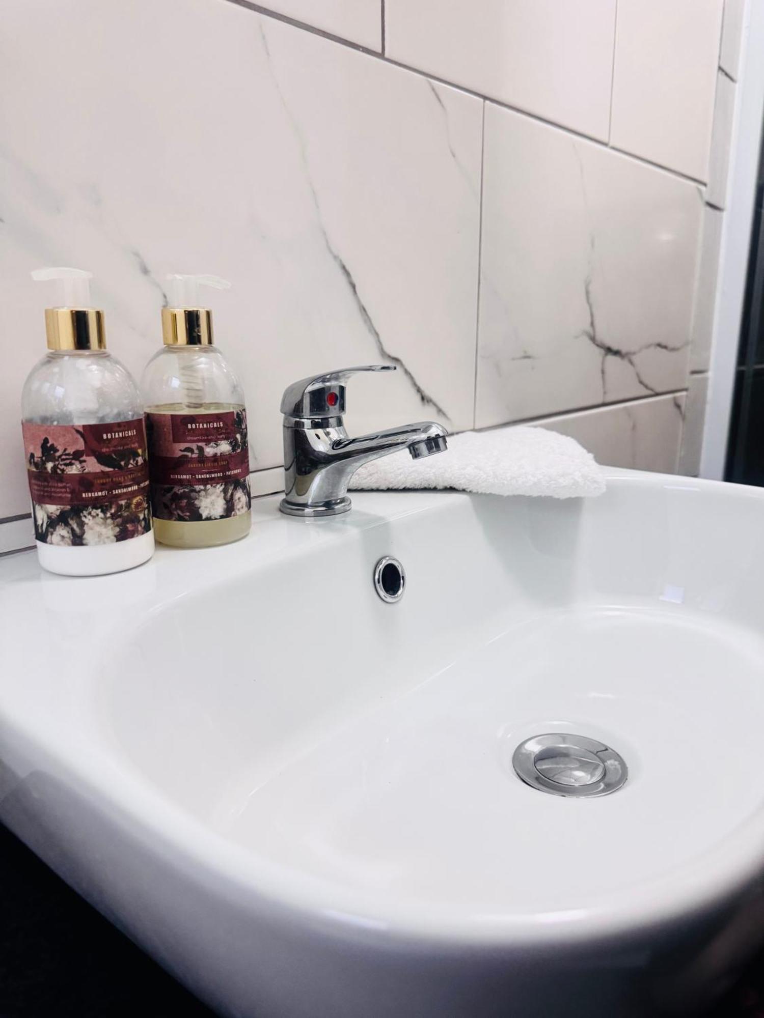 Apartment Greens Haven, Your Private Escape In